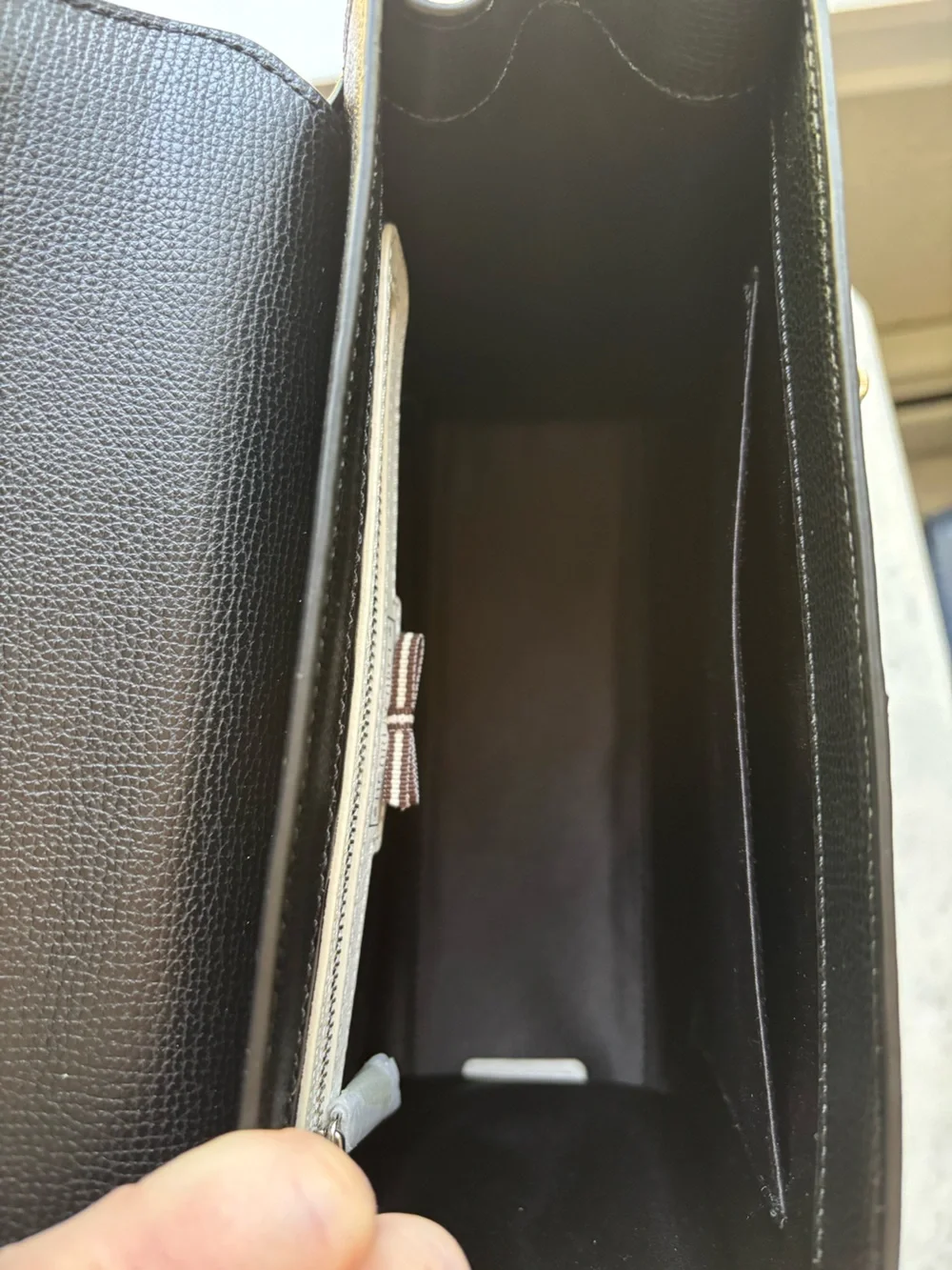 NWOT Henri Bendel Uptown Black Satchel with Detachable Shoulder Strap - Picture 6 of 8